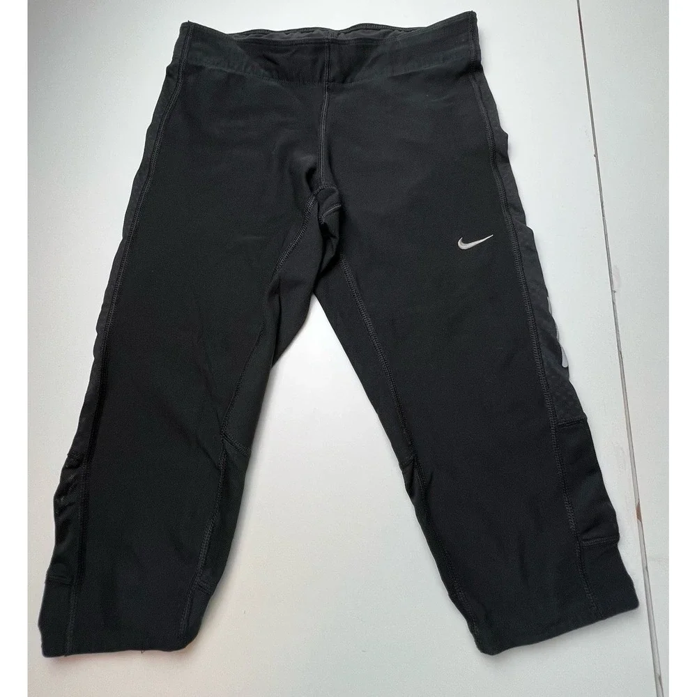 Nike approximate measurements